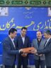 تفاهم نامه اجرای پروژه فیبر نوری شهر بندرعباس منعقد شد تفاهم نامه اجرای پروژه فیبر نوری شهر بندرعباس منعقد شد