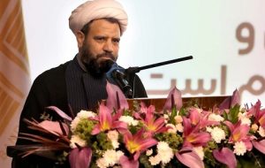 خبرنگاران را دسته‌بندی نمی‌کنیم، درب شورا به روی همه باز است