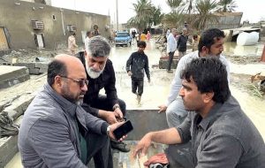 بسیج همگانی برای بازسازی روستای سیل زده « مهرگی» سیریک