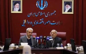 وام ۳۰ میلیون تومانی وشارژ کارت ۱۰۰ میلیون تومانی برای فرهنگبان