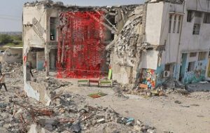 ایرانچک ۱۰۰ هزار تومانی با تصویر مدرسه میناب منتشر میشود ایرانچک ۱۰۰ هزار تومانی با تصویر مدرسه میناب منتشر میشود