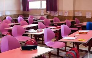 ثبت‌نام در مدارس دولتی هزینه ندارد